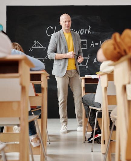 Купить диплом электрика в Богородске