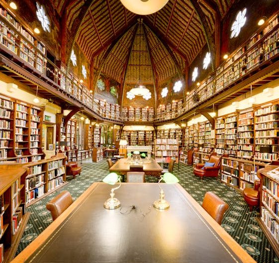 Купить диплом бухгалтера в Яранске